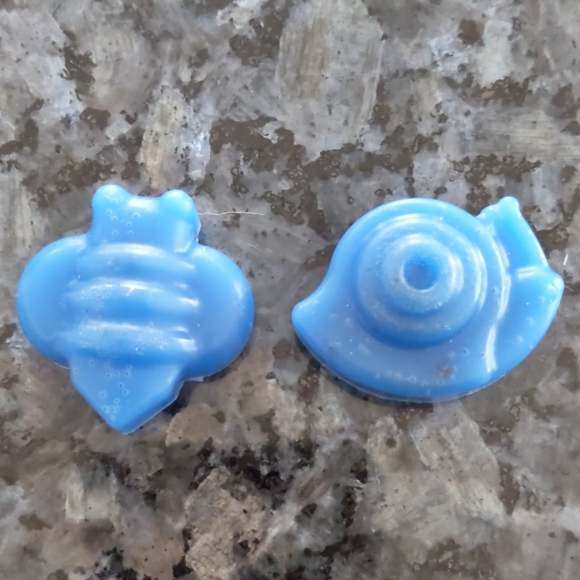 Candle - Picture 2 of 3